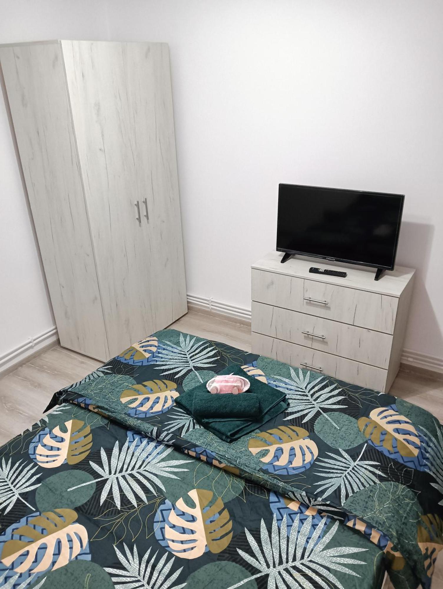 Apartament Hd2 Hunedoara Exteriör bild