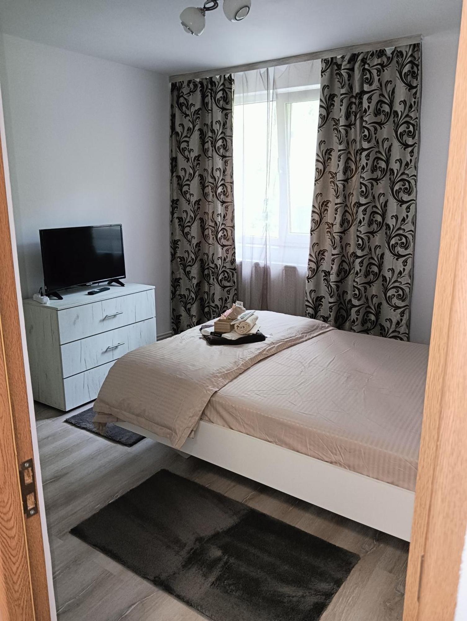 Apartament Hd2 Hunedoara Exteriör bild